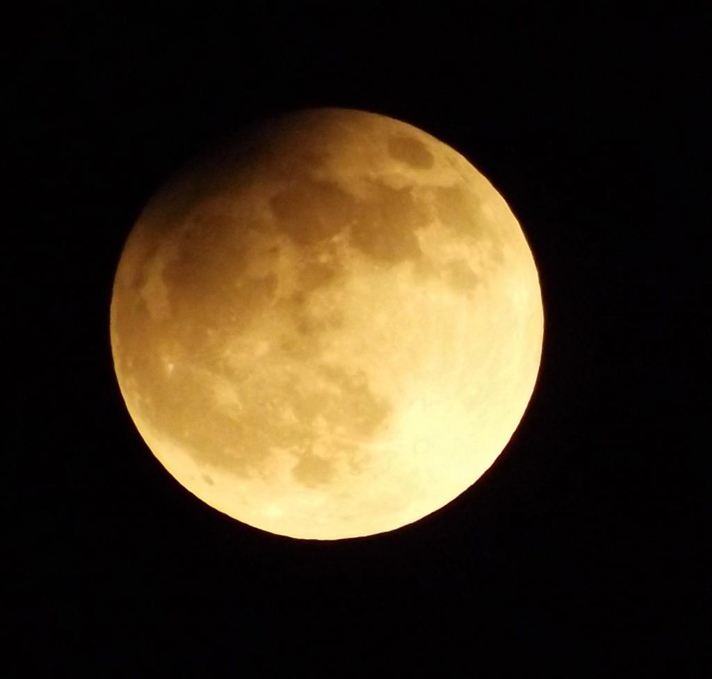 Zaćmienie Księżyca fot. Szymon Andrzejewski