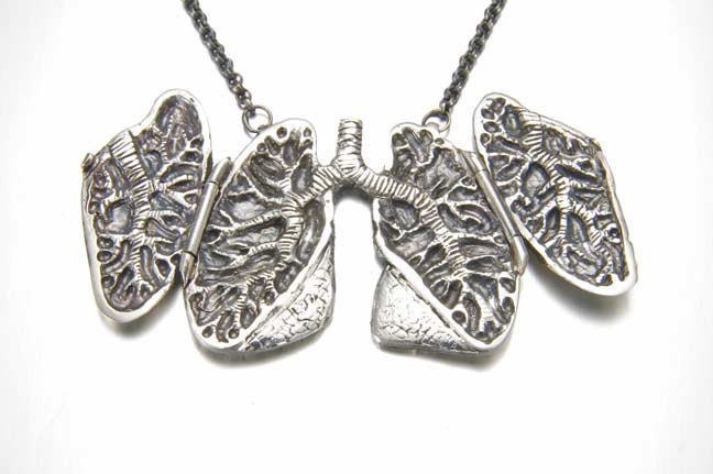 Srebrny medalion - płuca