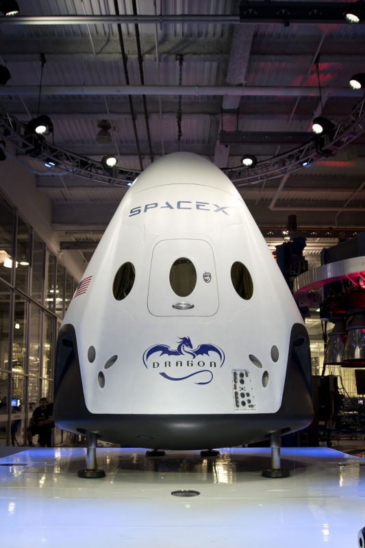 Dragon V2 podczas prezentacji. Fot. SpaceX