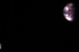 Ziemia i Księżyc widziane z Marsa. Fot. NASA/JPL-Caltech/Univ. of Arizona